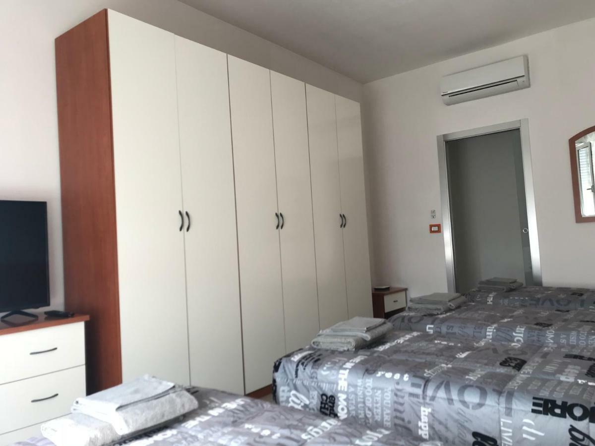B&B Appartamento Anna Bolonia Exterior foto
